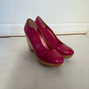 Japan Women’s Platform Wedge with Leather Upper - Size 7.5 US NWOB